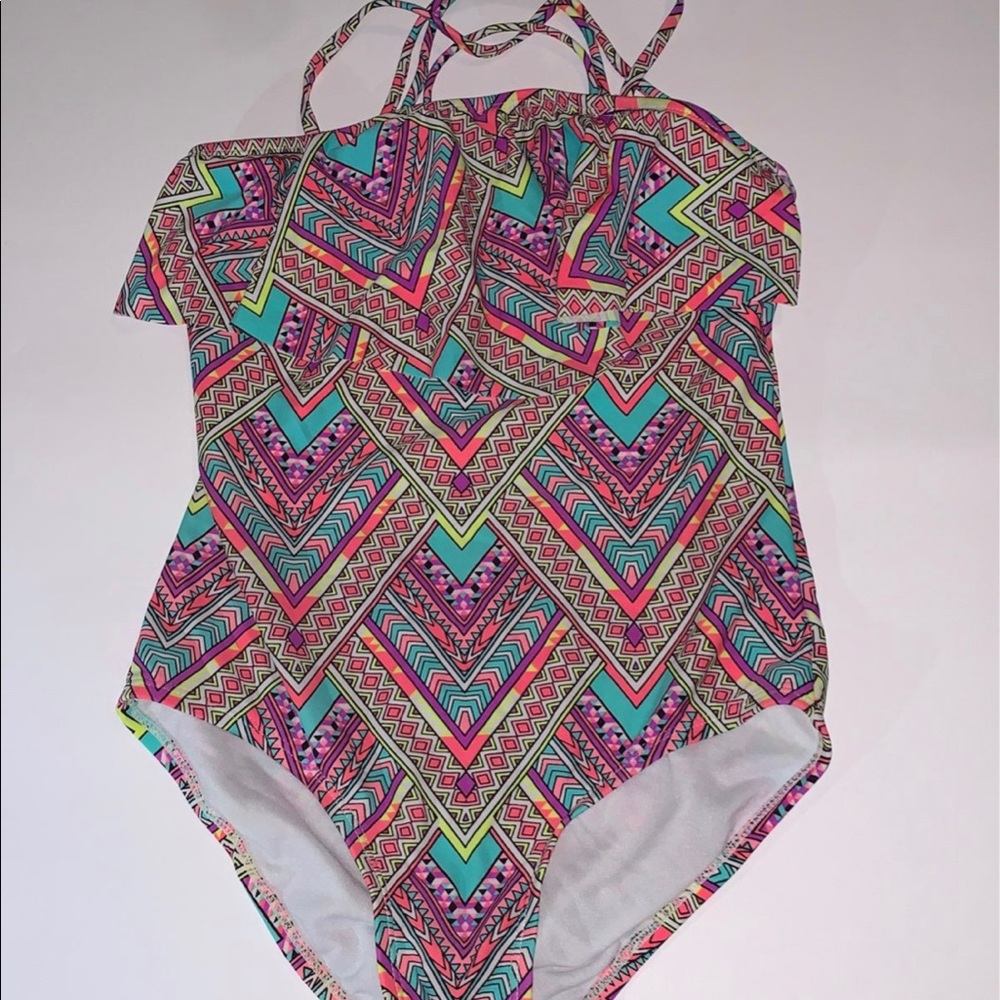 Girl’s One Piece Swimsuit (10/12)
